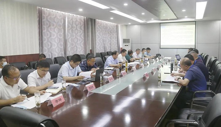 云南煤矿安监局党组成员、纪检组长姜周林到威信煤炭观音山煤矿一井调研复工复产安全生产工作
